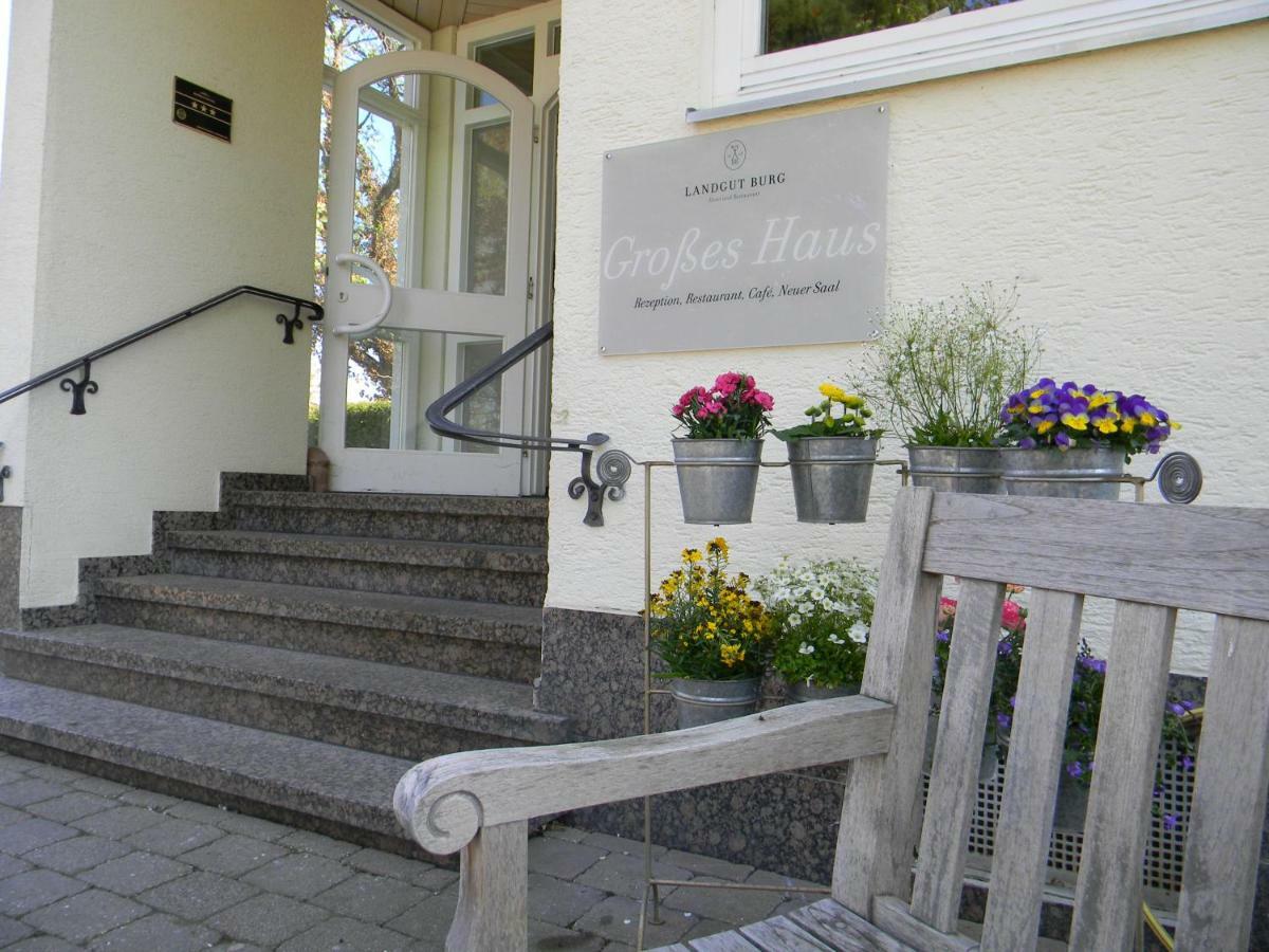 Hotel Landgut Burg Gmbh ไวน์ชตัดท์ ภายนอก รูปภาพ